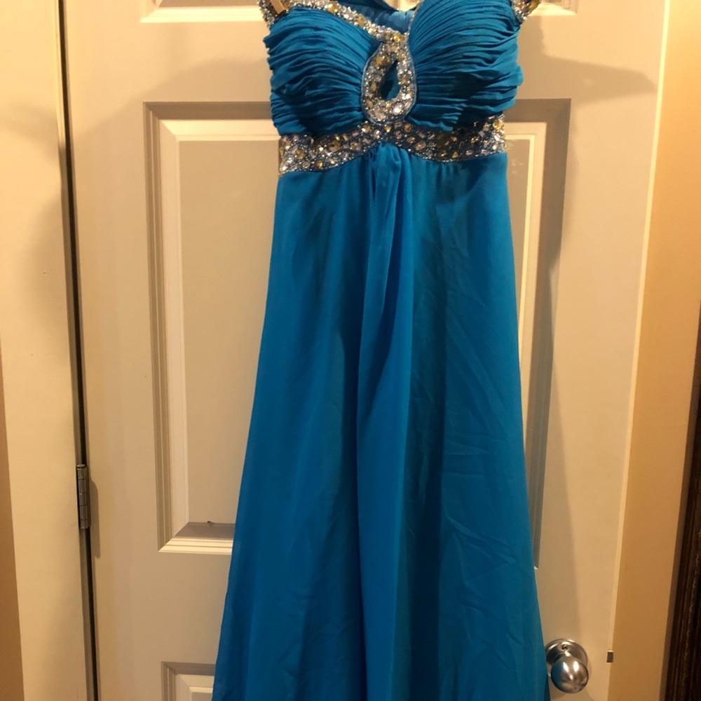 Ball gown - Picture 6 of 8